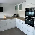 Ferienapartment Auszeit- Sauna, Whirlpool Und Garten Zur Alleinnutzung شقة