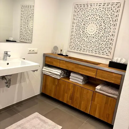 Apartment Ferienapartment Auszeit- Sauna, Whirlpool Und Garten Zur Alleinnutzung *