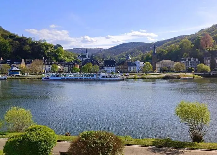 Ferienapartment Auszeit- Sauna, Whirlpool Und Garten Zur Alleinnutzung 公寓 特拉本特拉巴赫